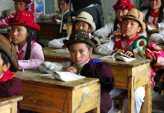 Tibetan school kids (1)